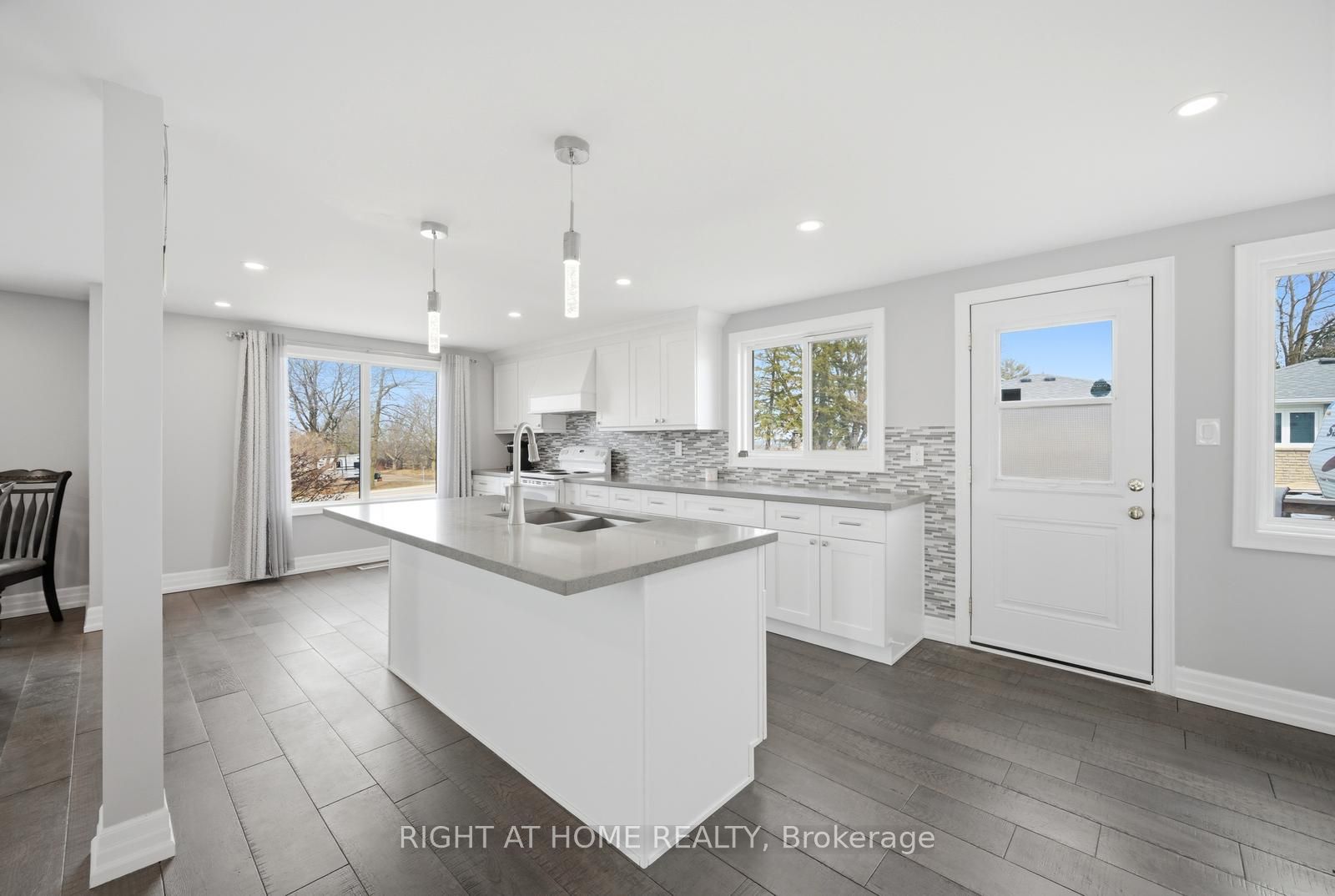5885 7th Line, New Tecumseth, ON L0G 1A0