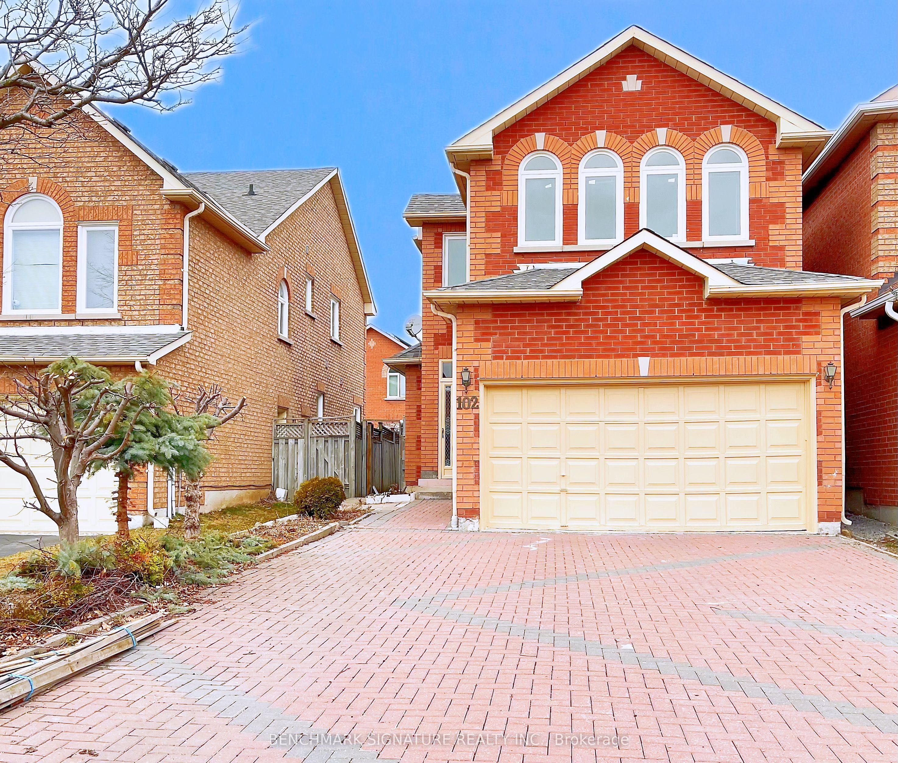 102 Greensboro Drive, Markham, ON L3R 0V8
