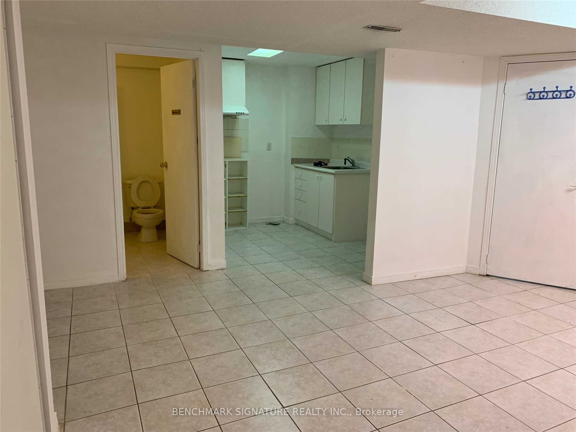 102 Greensboro Drive, Markham, ON L3R 0V8 photo 5