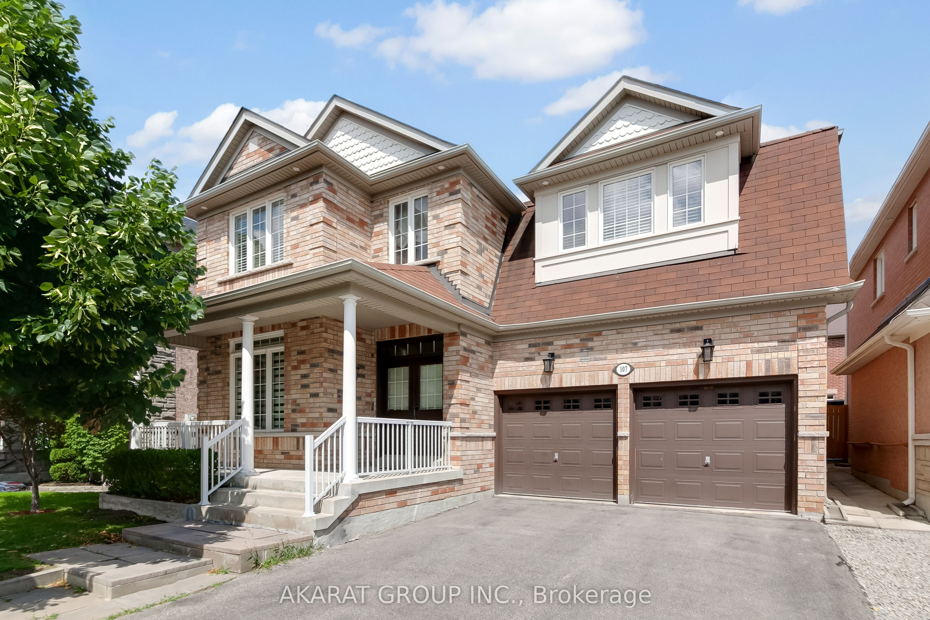 107 Filippazzo Road, Vaughan, ON L4H 0N1