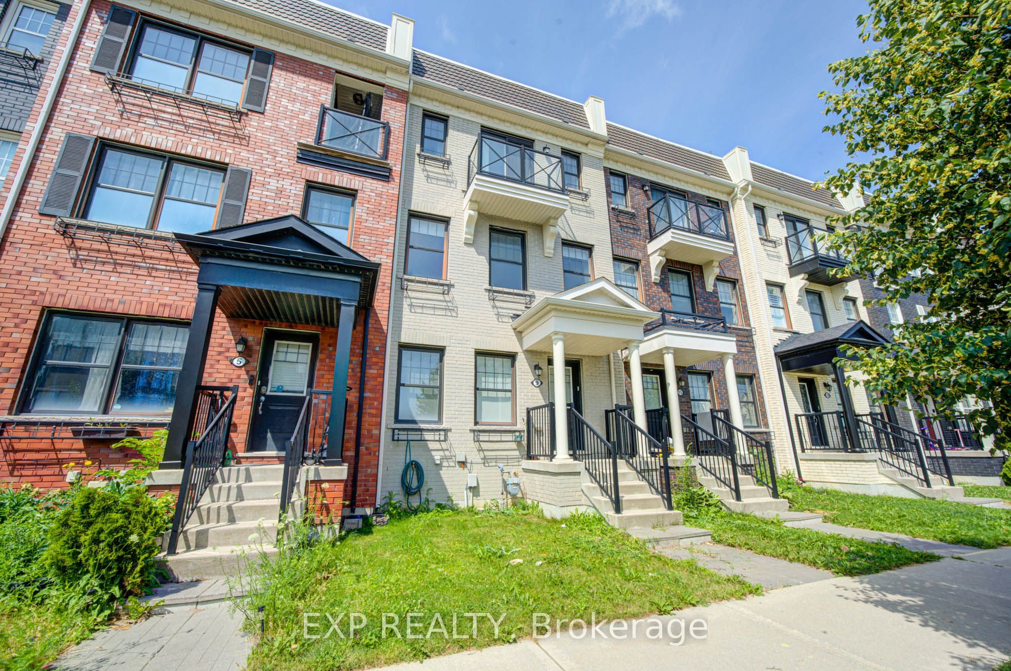 9 Milt Storey Lane, Whitchurch-Stouffville, ON L4A 1Y4