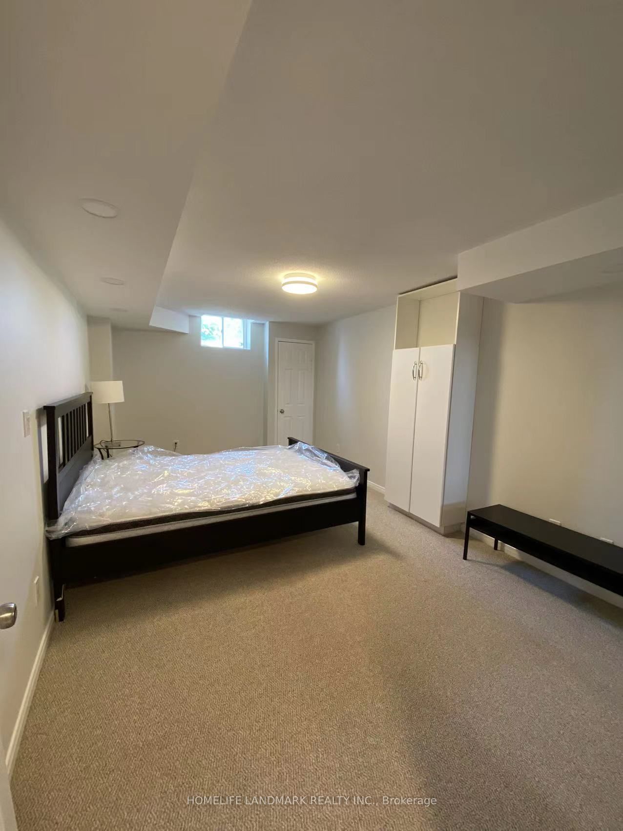 228 Bantry Avenue Bsmt, Richmond Hill, ON L4B 4T6 photo 3