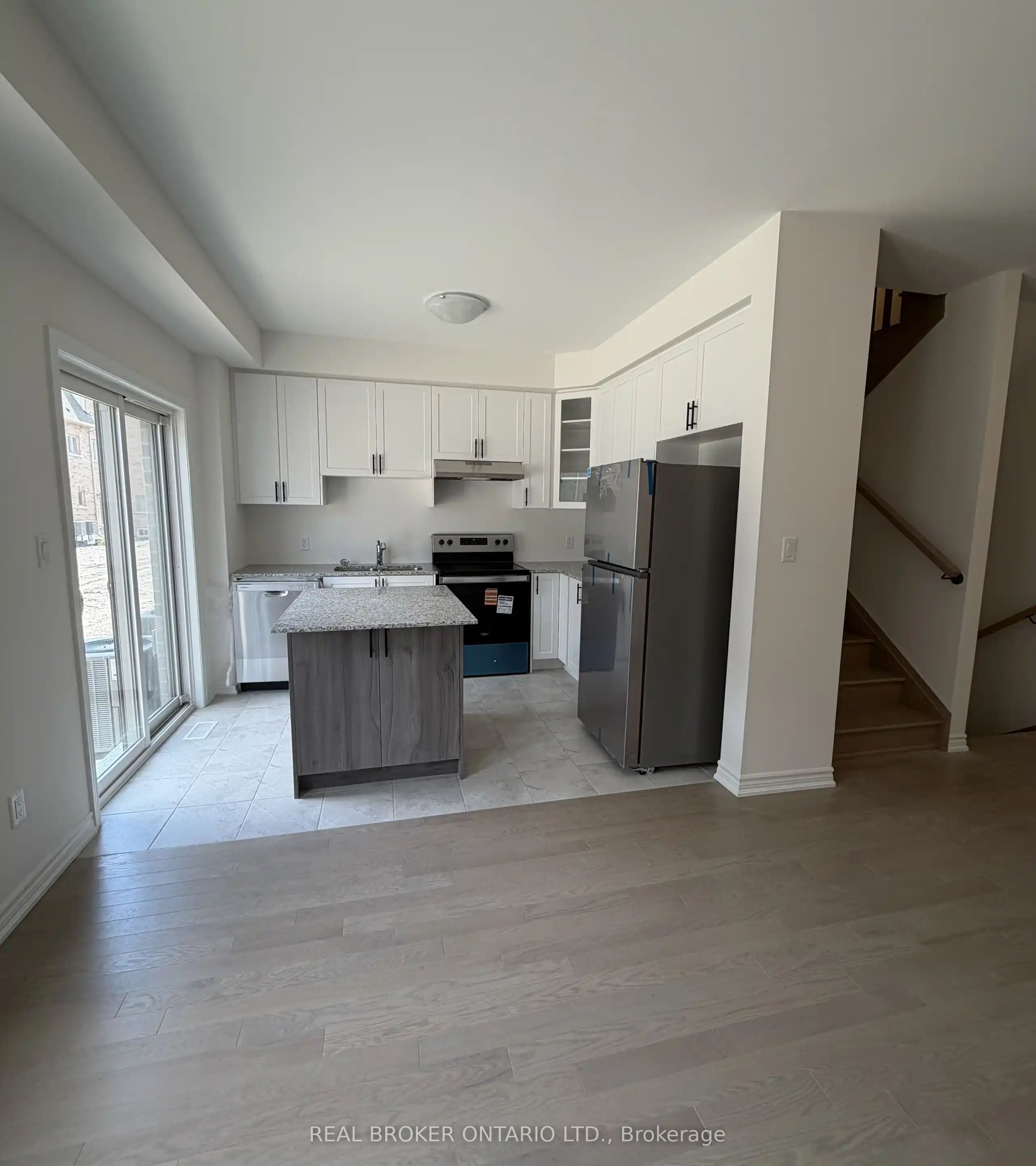 22 Brethet Heights, New Tecumseth, ON L0G 1A0 photo 4