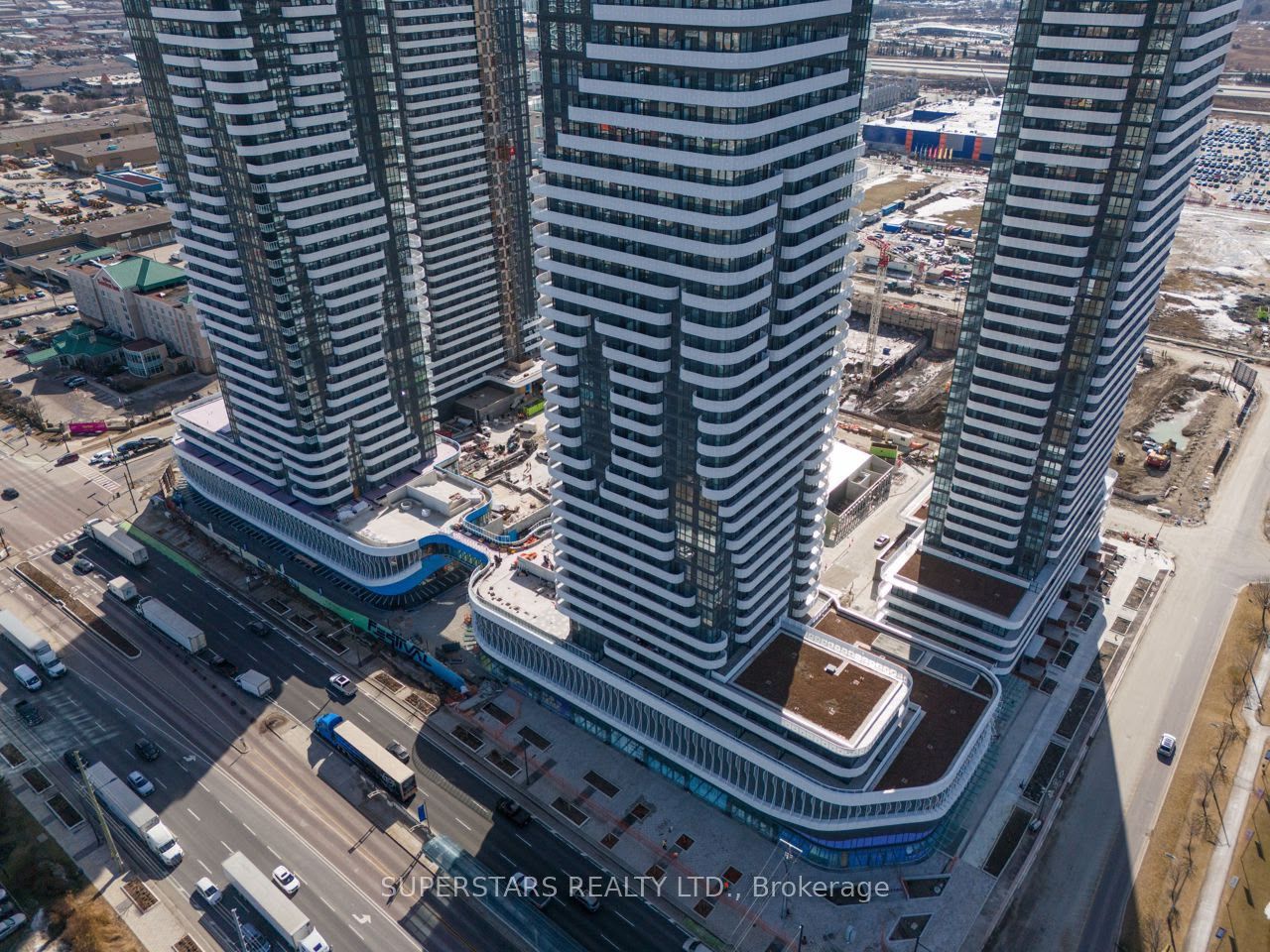 195 Commerce Street 4517, Vaughan, ON L4K 5C3