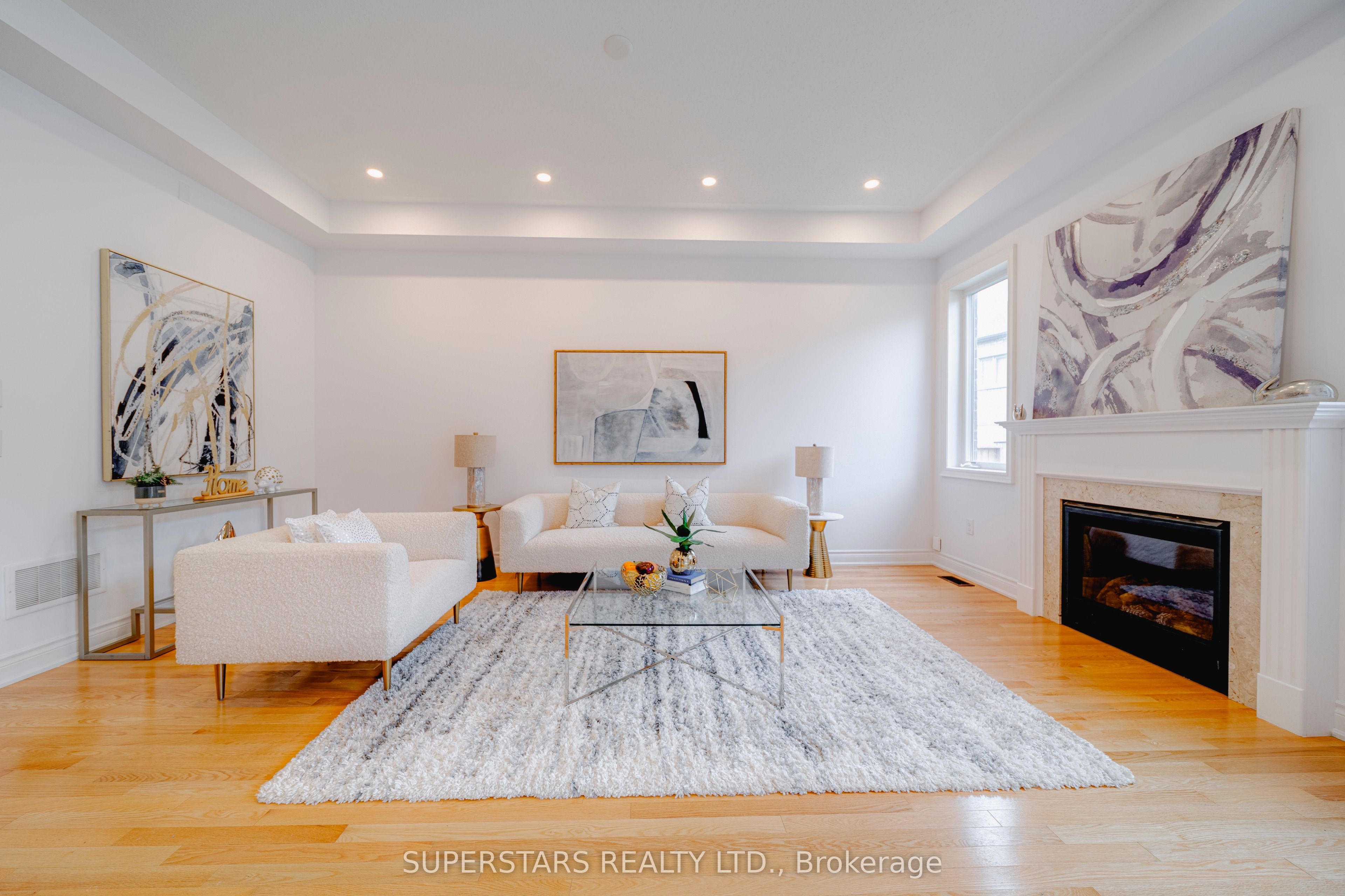 6 Temple Avenue, East Gwillimbury, ON L9N 0P2 photo 4