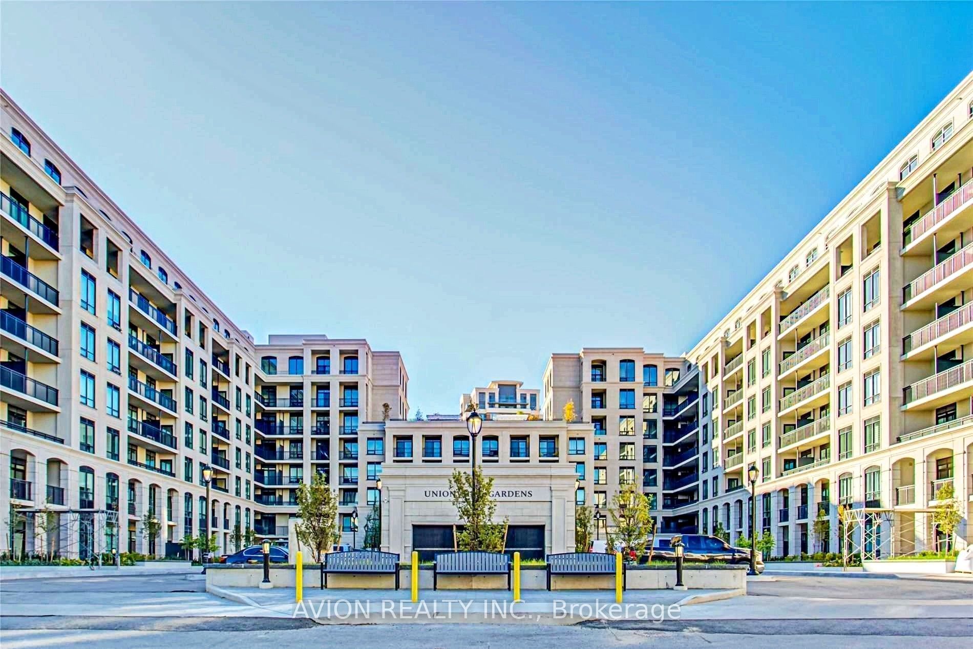 268 Buchanan Drive 327W, Markham, ON L3R 8G9