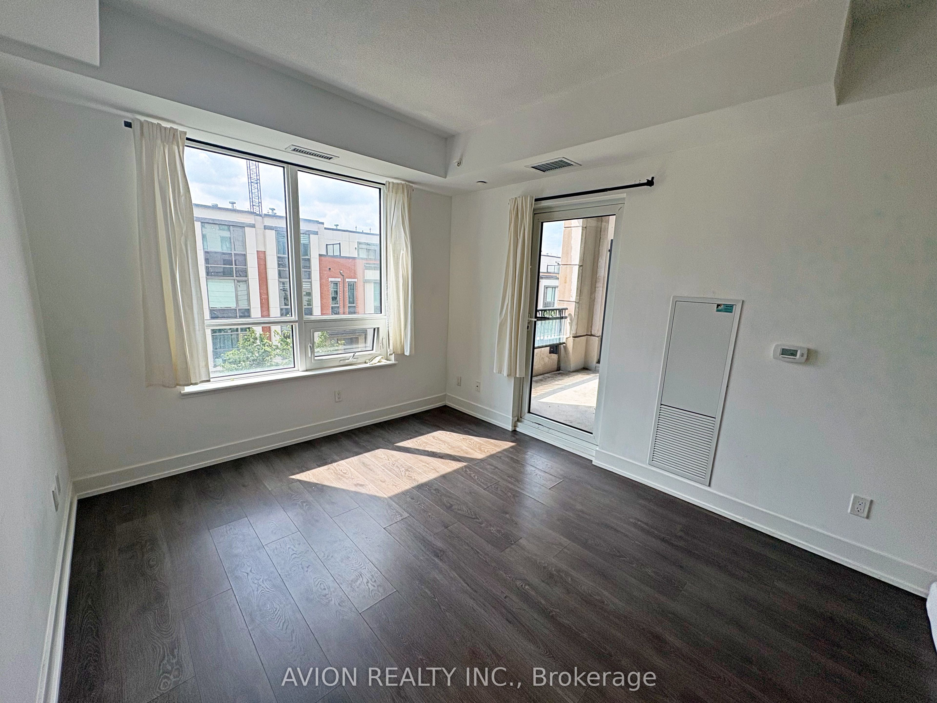 268 Buchanan Drive 327W, Markham, ON L3R 8G9 photo 4
