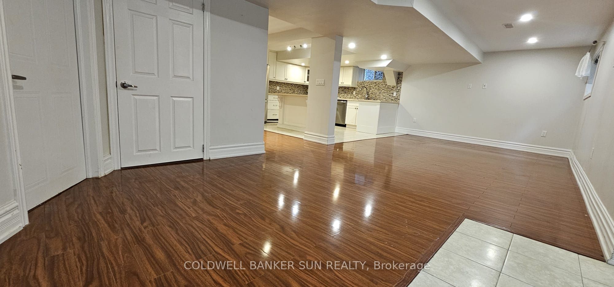44 Skywood Drive, Richmond Hill, ON L4E 4L2 photo 2