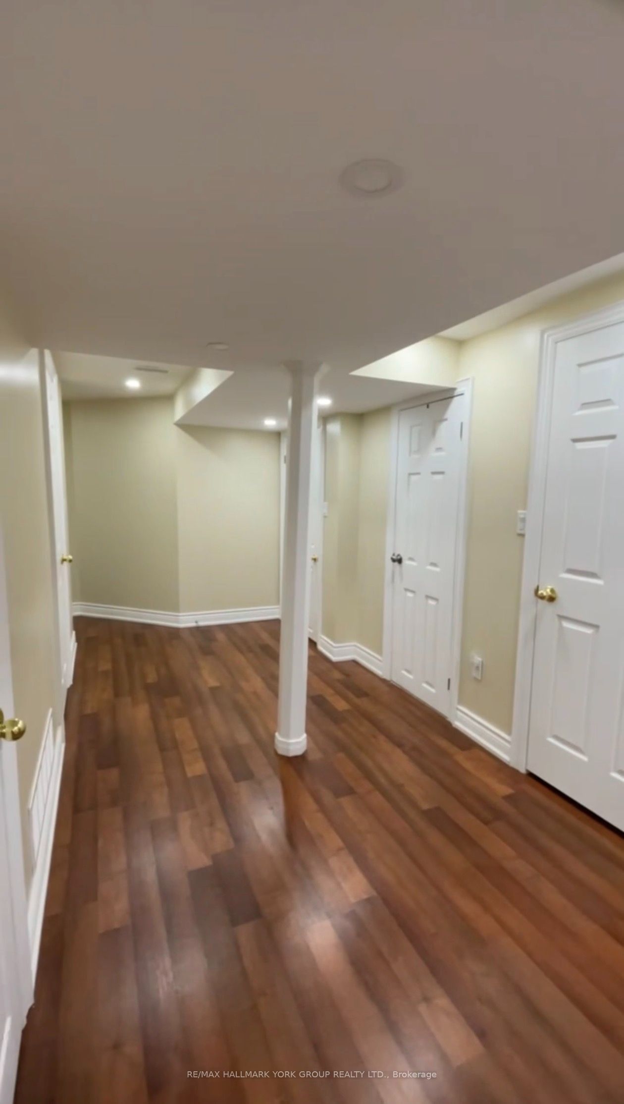 33 Deerwood Crescent, Richmond Hill, ON L4E 3V4 photo 5