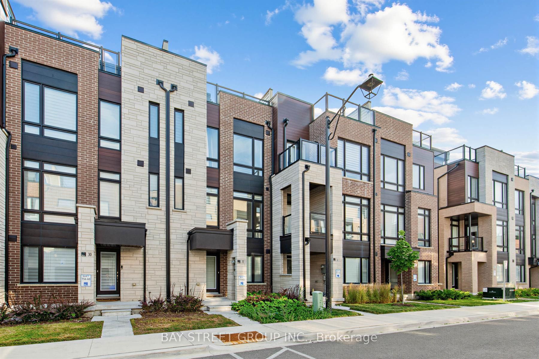 28 Credit Lane, Richmond Hill, ON L4E 1G9
