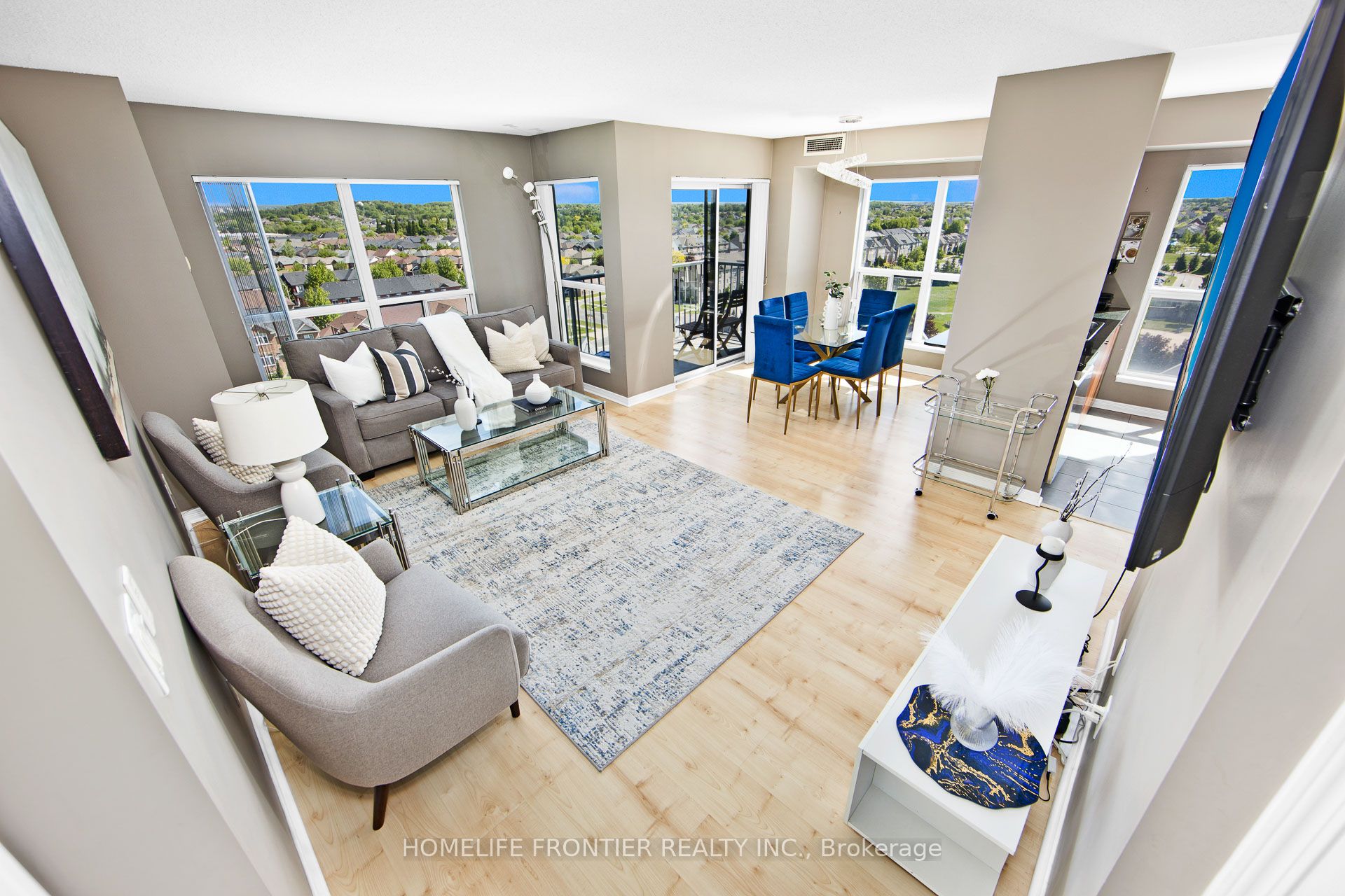 185 Oneida Crescent 1117, Richmond Hill, ON L4B 0B1 photo 4