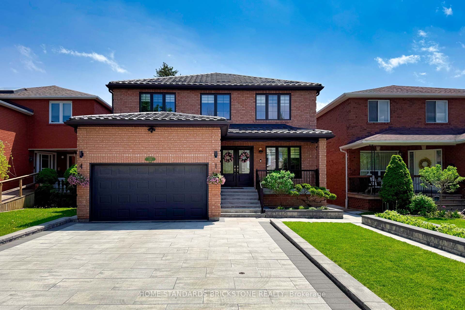 139 Pinewood Drive, Vaughan, ON L4J 5P7