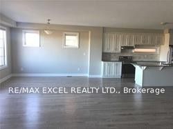 152 William F Bell Parkway, Richmond Hill, ON L4S 0L7 photo 4