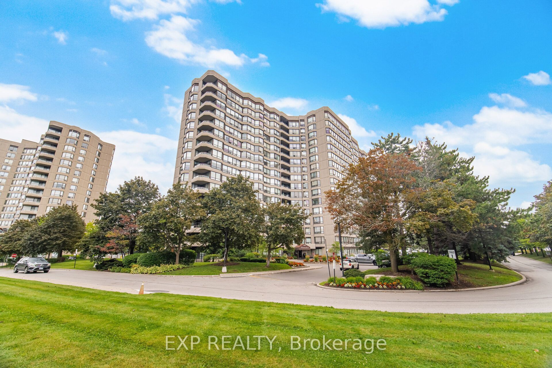 7440 Bathurst Street 410, Vaughan, ON L4J 7K8