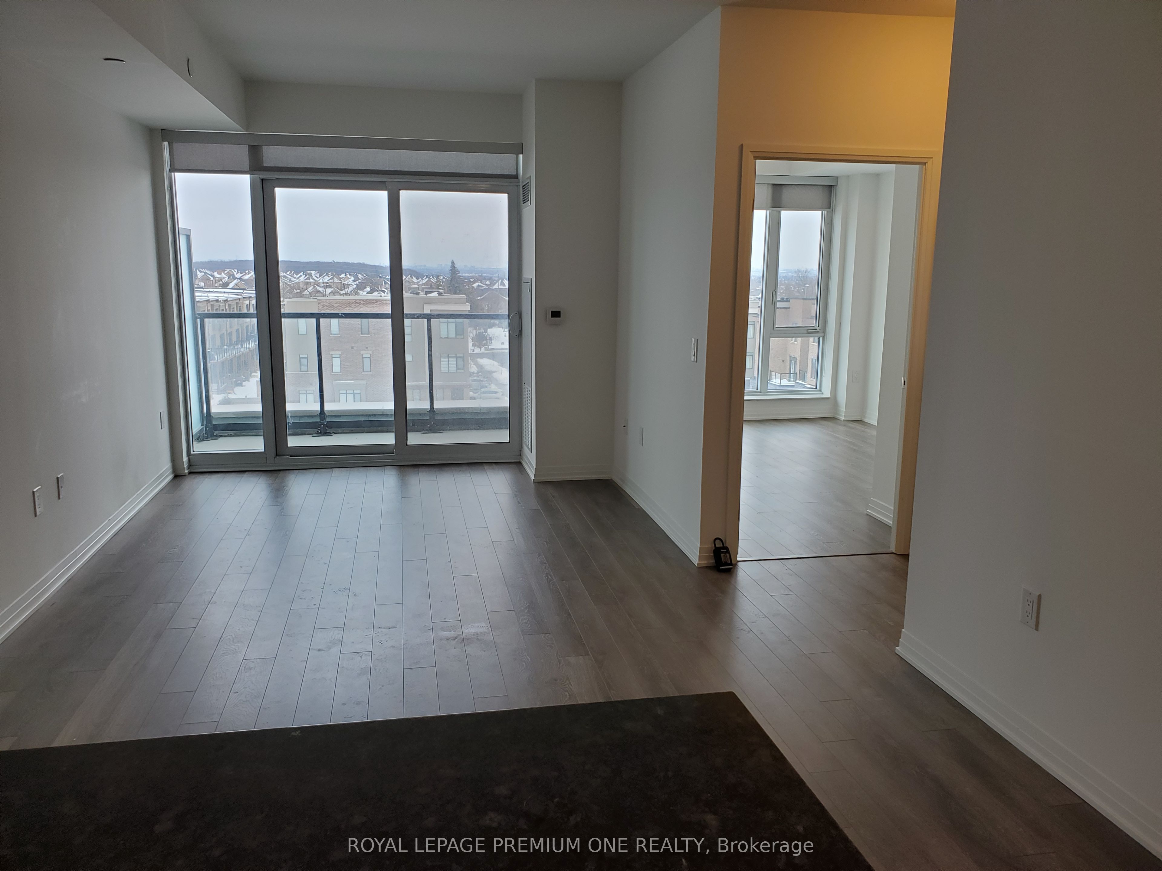 99 Eagle Rock Way 416, Vaughan, ON L6A 5A7 photo 4