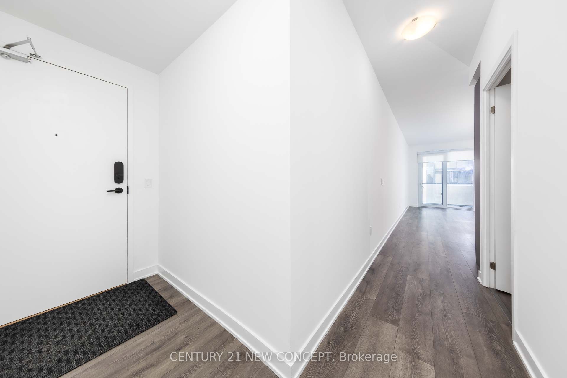 105 Oneida Crescent 1403, Richmond Hill, ON L4B 0H6 photo 5