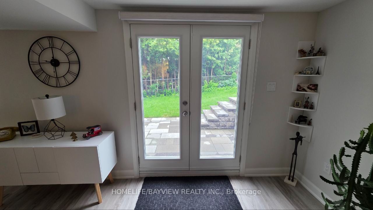 385 Erin Trail Basement, Newmarket, ON L3Y 6K2 photo 4