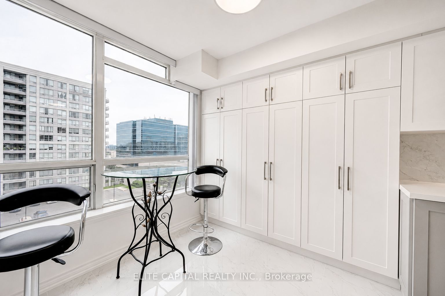 9015 Leslie Street 616, Richmond Hill, ON L4B 4J8 photo 4