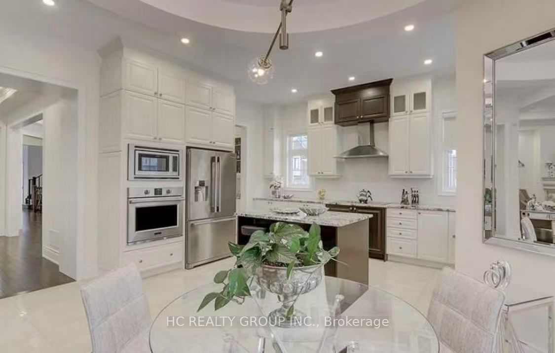 158 Hurst Avenue Master Bedroom, Vaughan, ON L6A 4Y6 photo 2