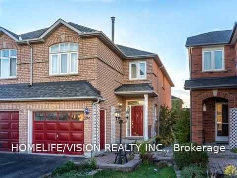 596 Skinner Avenue Lower, Newmarket, ON L3X 2A8