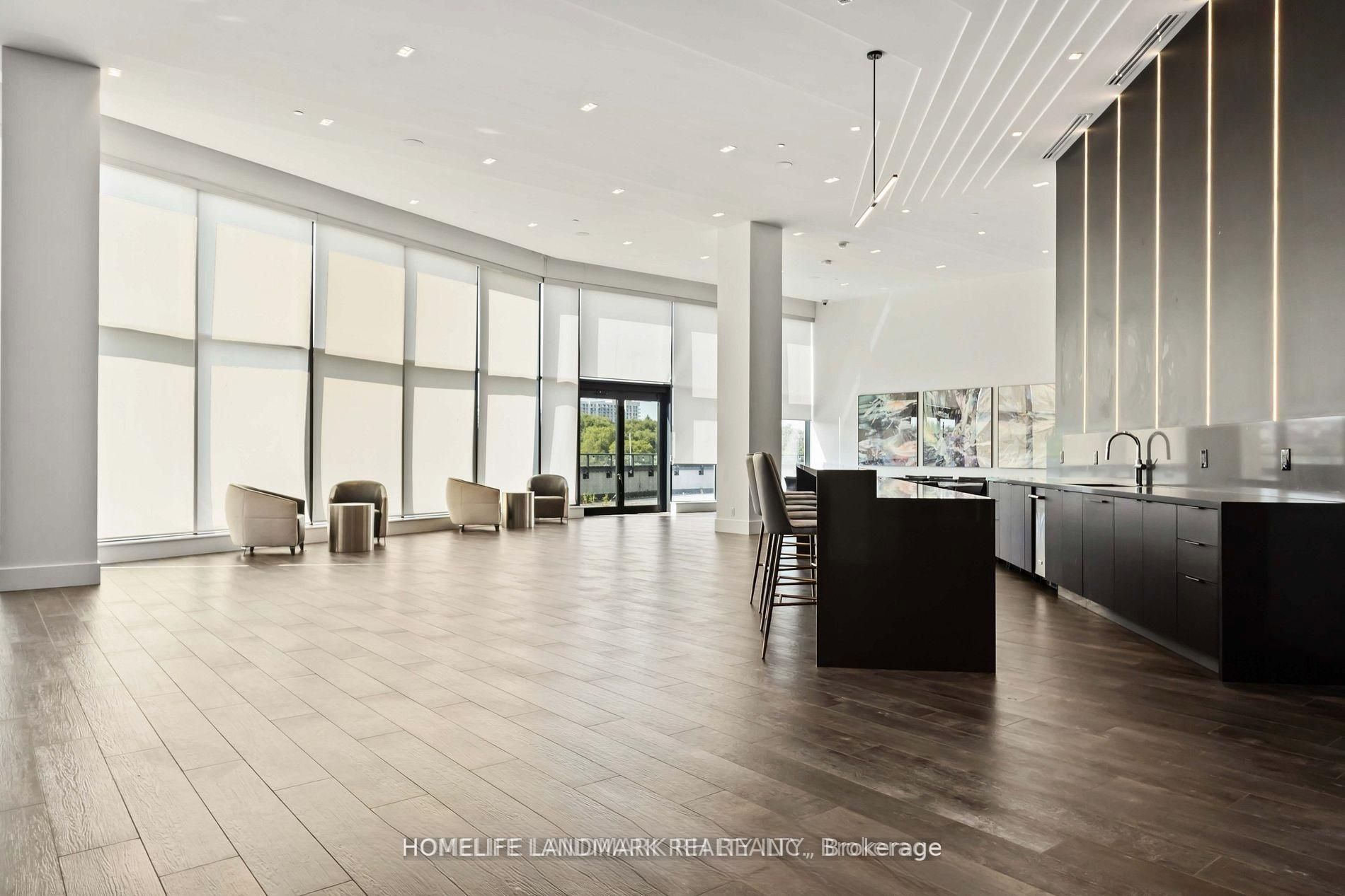 38 Water Walk Drive W 1031, Markham, ON L3R 6M8 photo 4