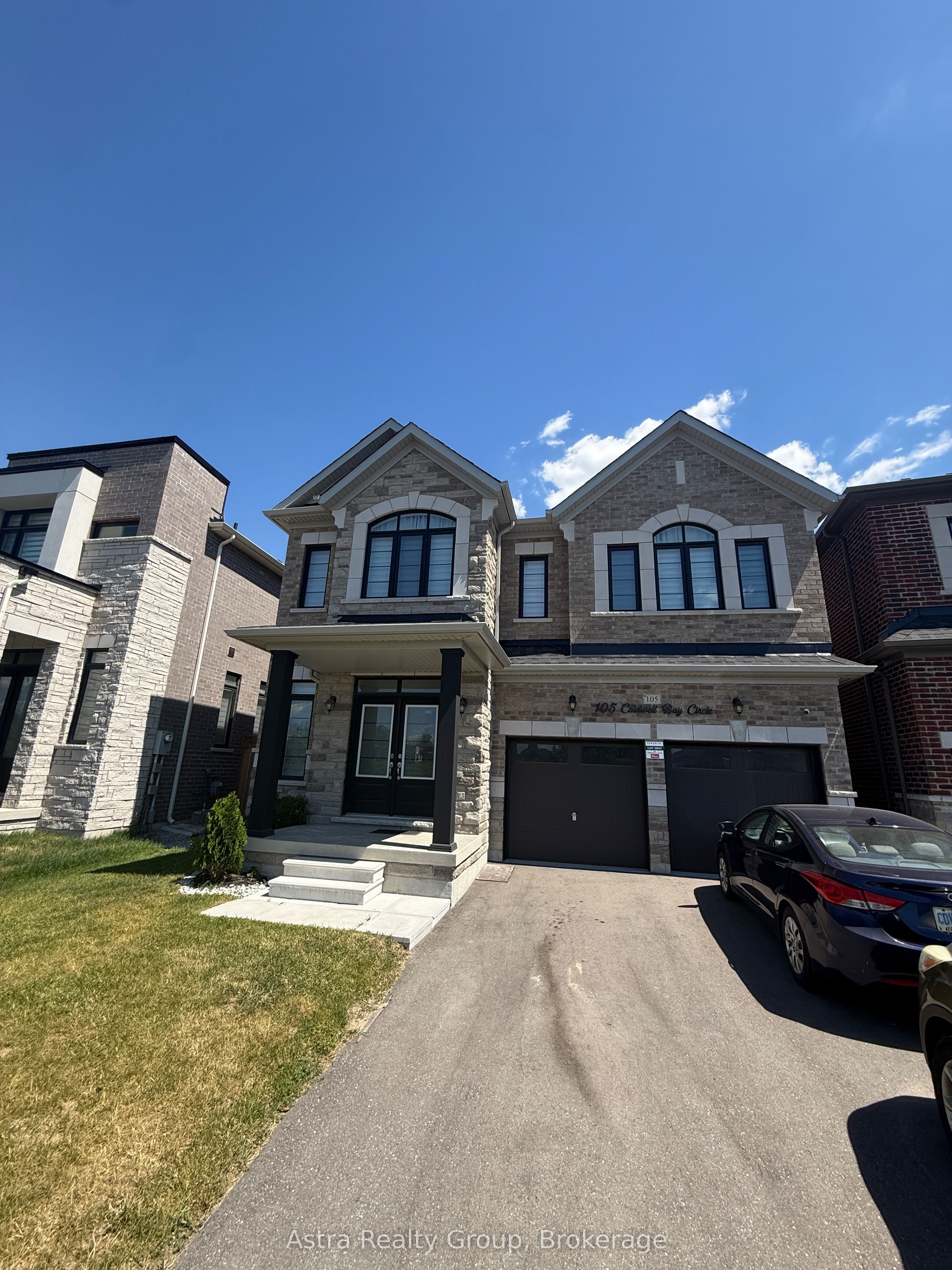 105 Coldwell Bay Circle, Vaughan, ON L4H 5E9