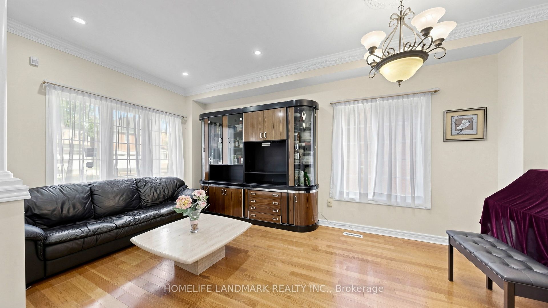 220 Williamson Road, Markham, ON L6E 1S2 photo 4