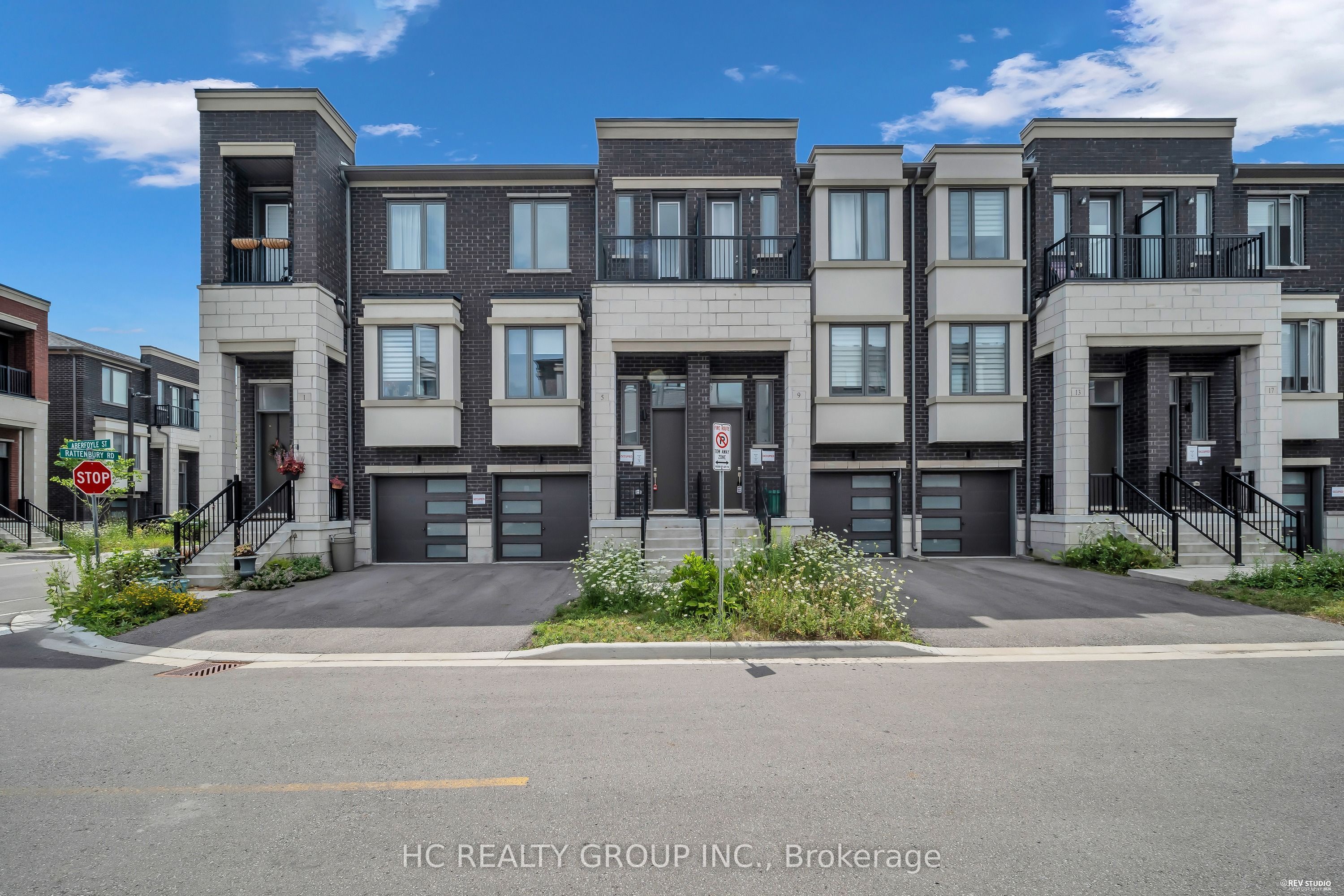 5 Aberfoyle Street, Vaughan, ON L6A 5C5