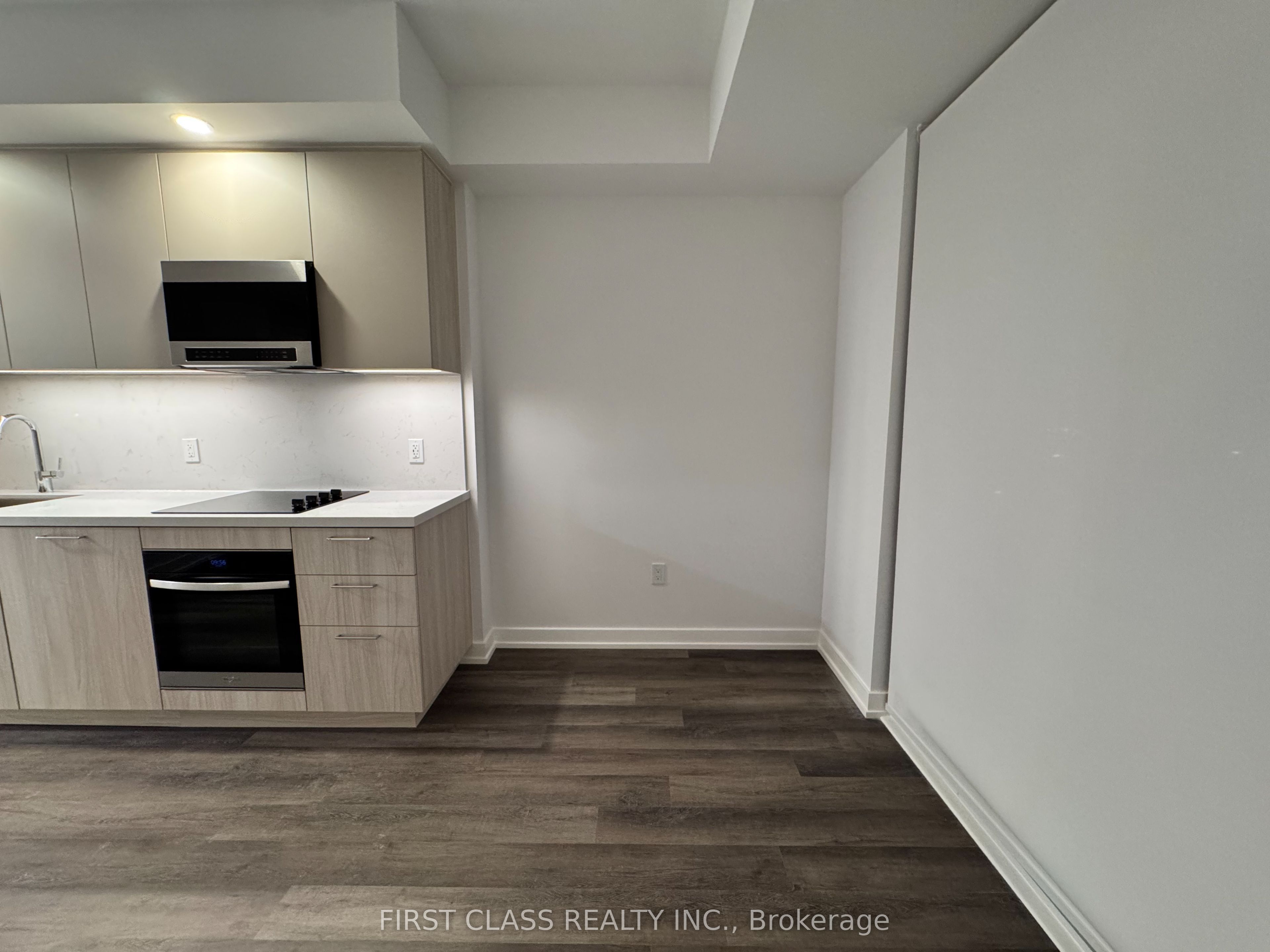 2851 Highway 7 Road E 806A, Vaughan, ON L4K 1W2 photo 3