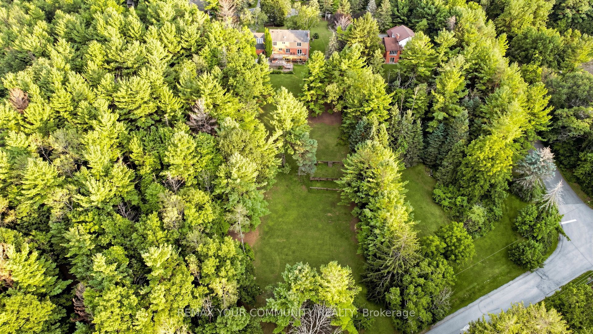 243 Ridge Road, Aurora, ON L4G 0M3 photo 5