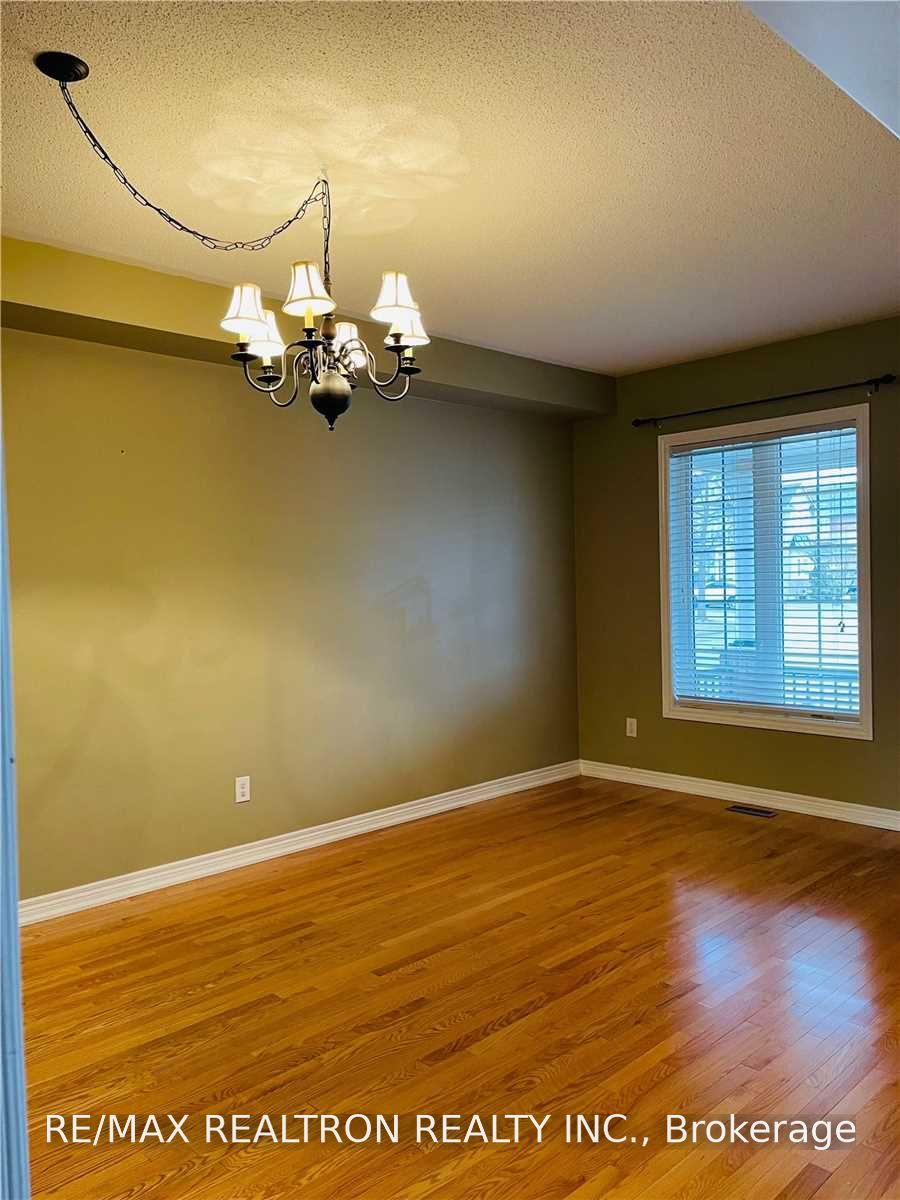 35 Basilica Drive, Vaughan, ON L4H 3G4 photo 4