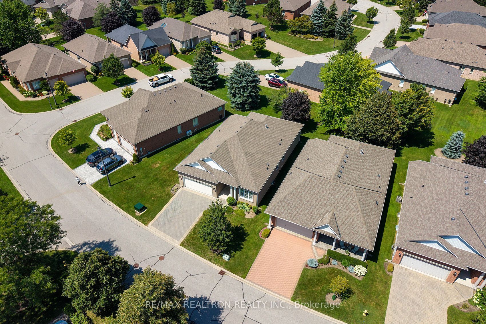 14 Hagen Hollow, Whitchurch-Stouffville, ON L4A 1N3 photo 4