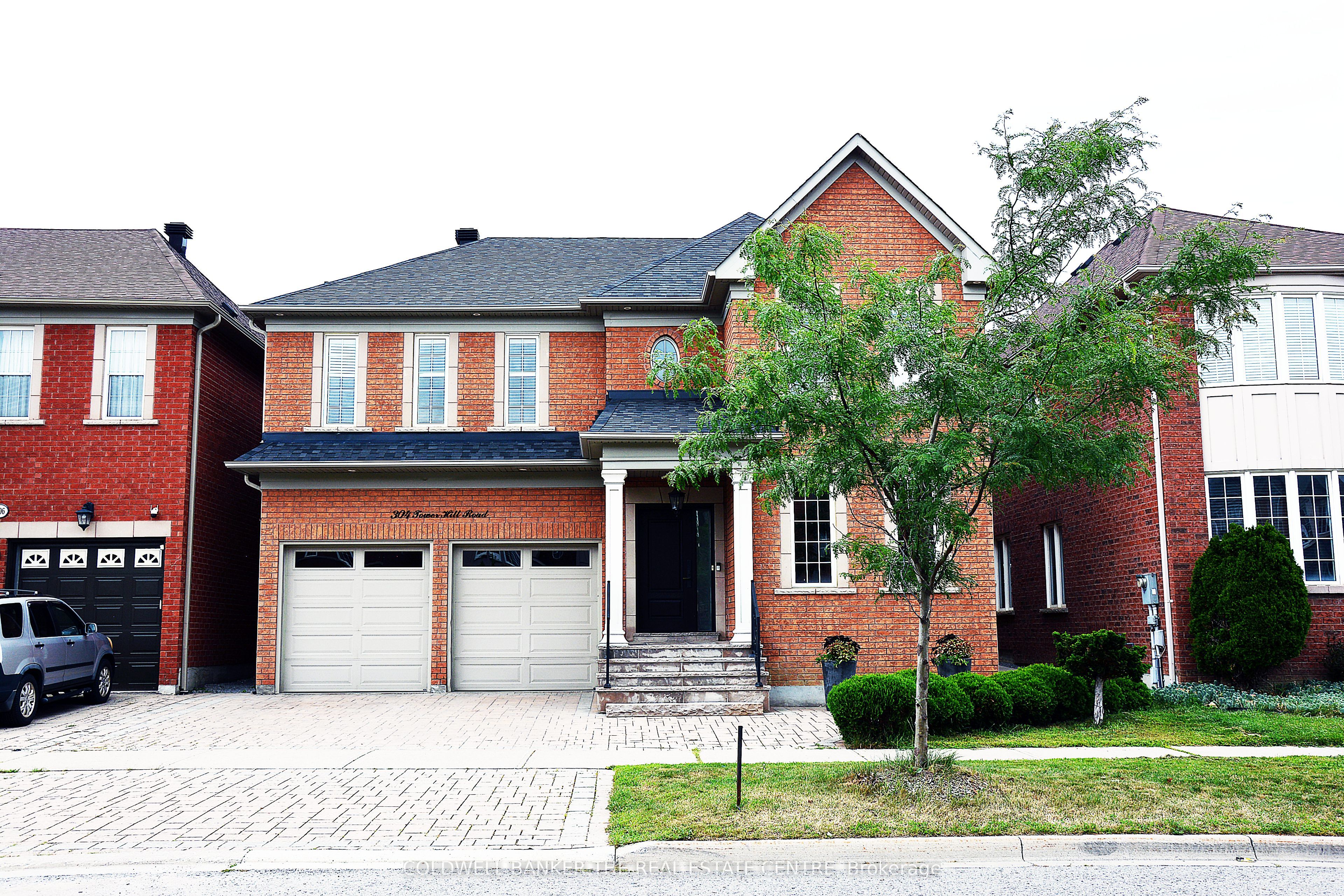 304 Tower Hill Road, Richmond Hill, ON L4E 0A7 photo 2