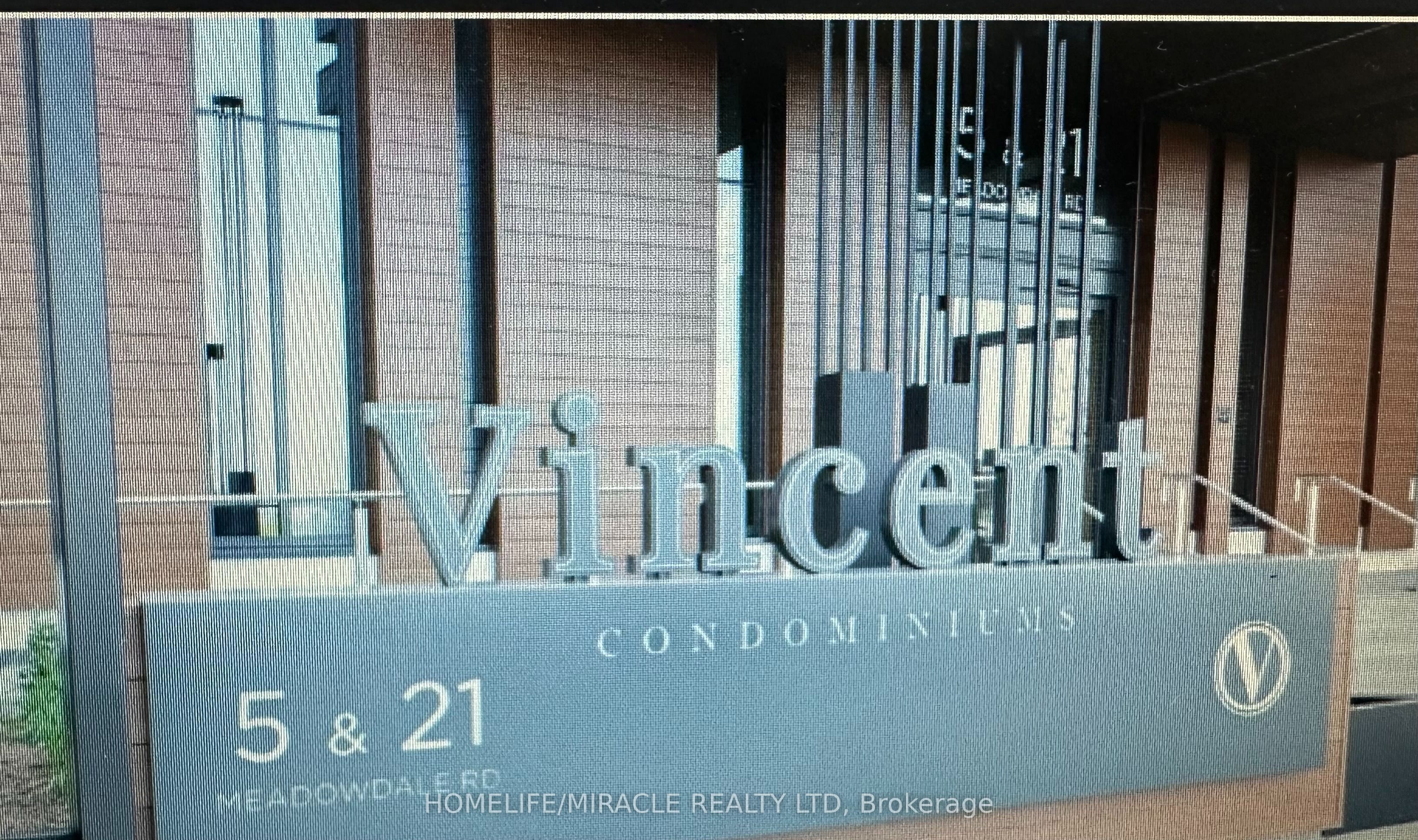 5 Meadowdale Road N 514, Vaughan, ON L4K 0C7