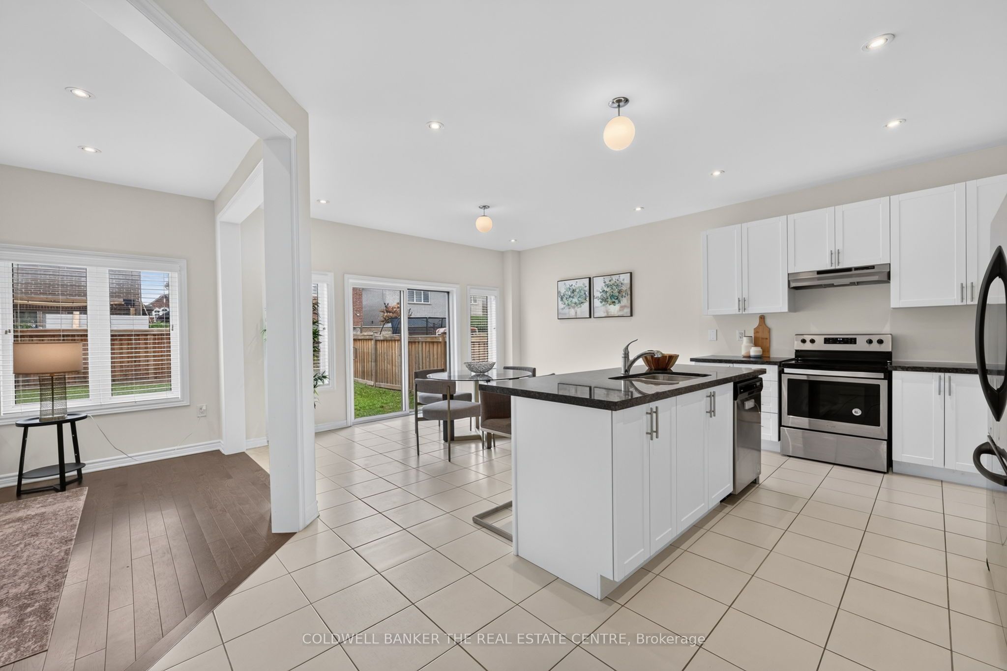 1048 Barton Way, Innisfil, ON L9S 0N5 photo 5