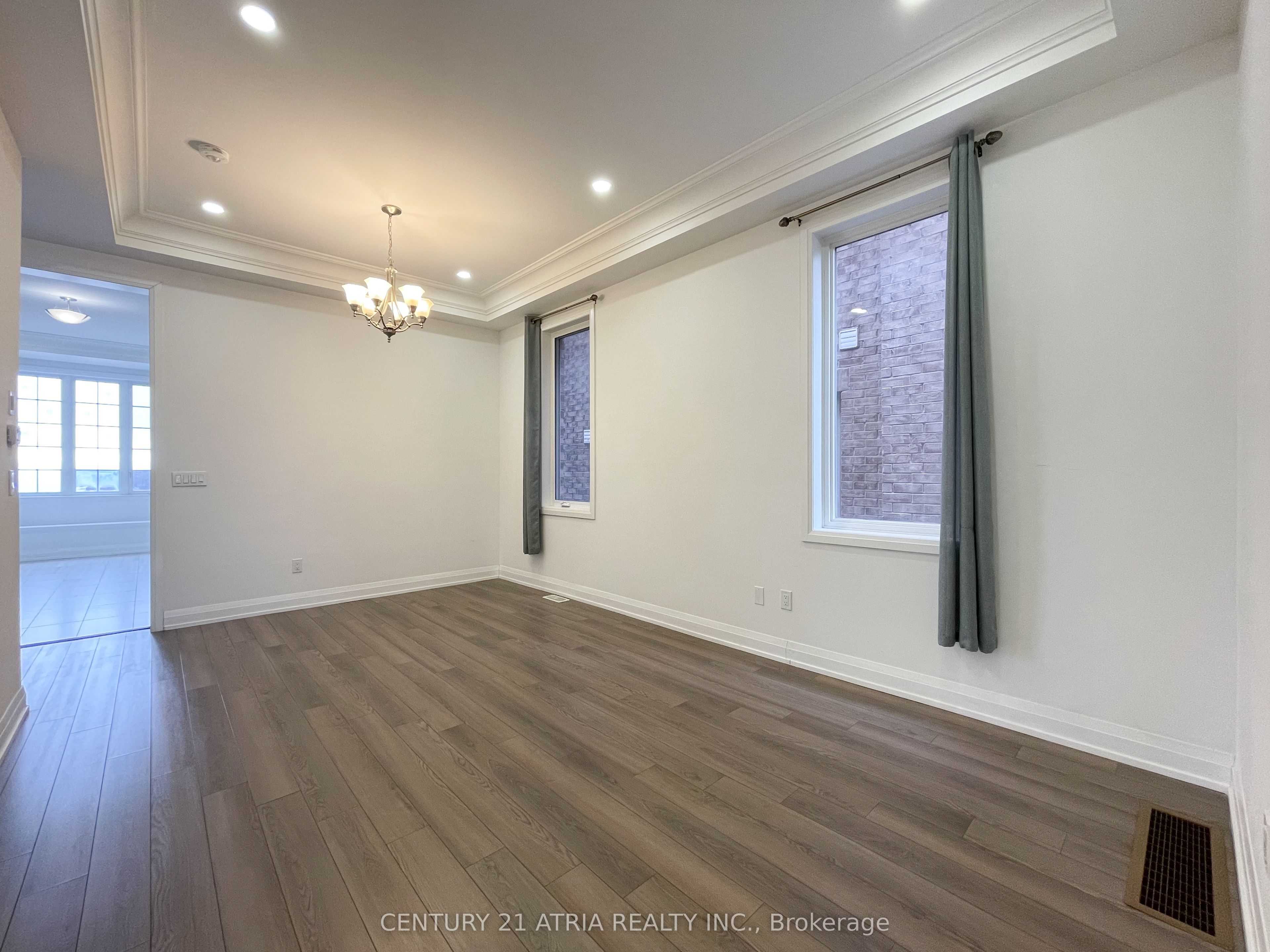 20 Frank Kelly Drive, East Gwillimbury, ON L9N 0V2 photo 4