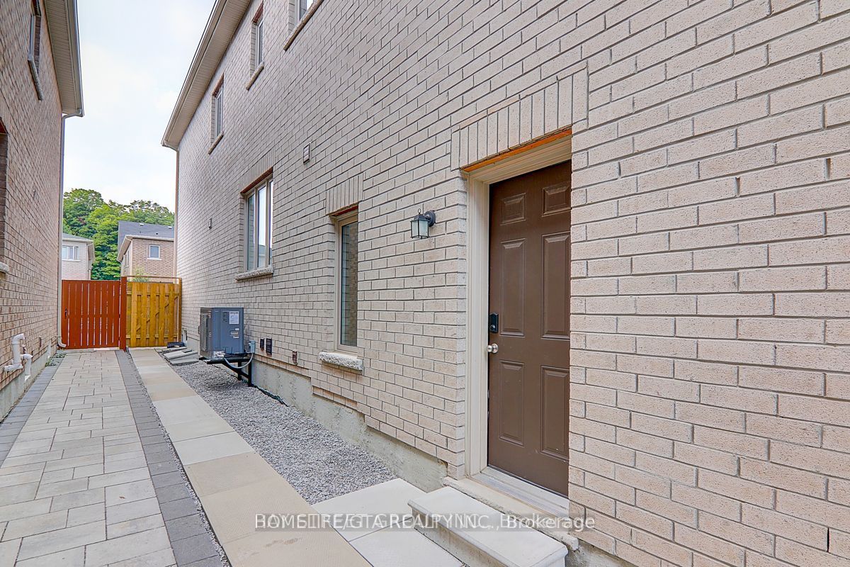 42 Mohandas Drive Basement, Markham, ON L3S 0E5 photo 2