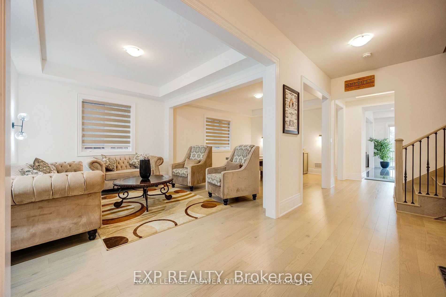20 Seraville Street, Vaughan, ON L3L 0H1 photo 4