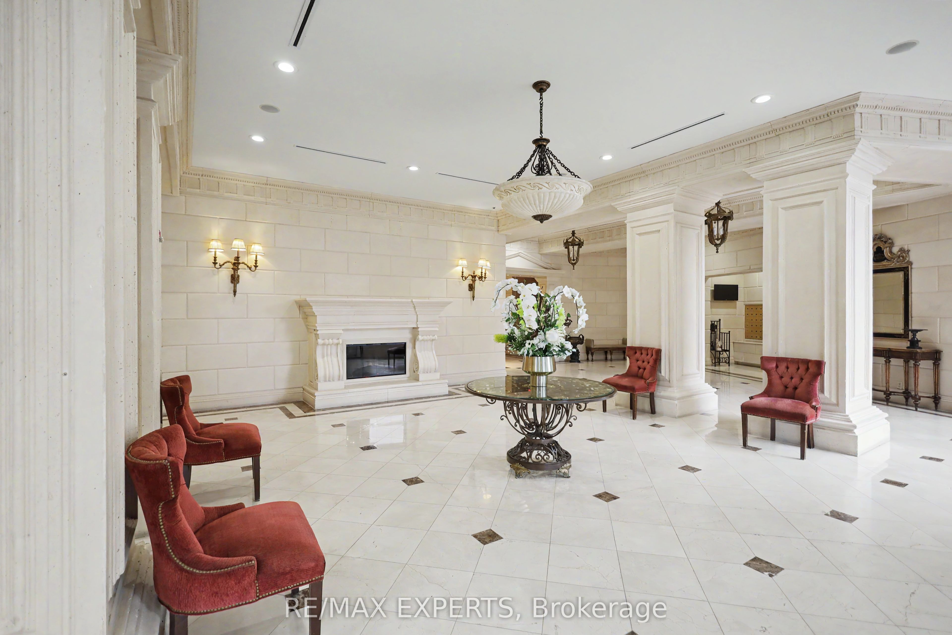 9225 Jane Street 614, Vaughan, ON L6A 0J7 photo 5