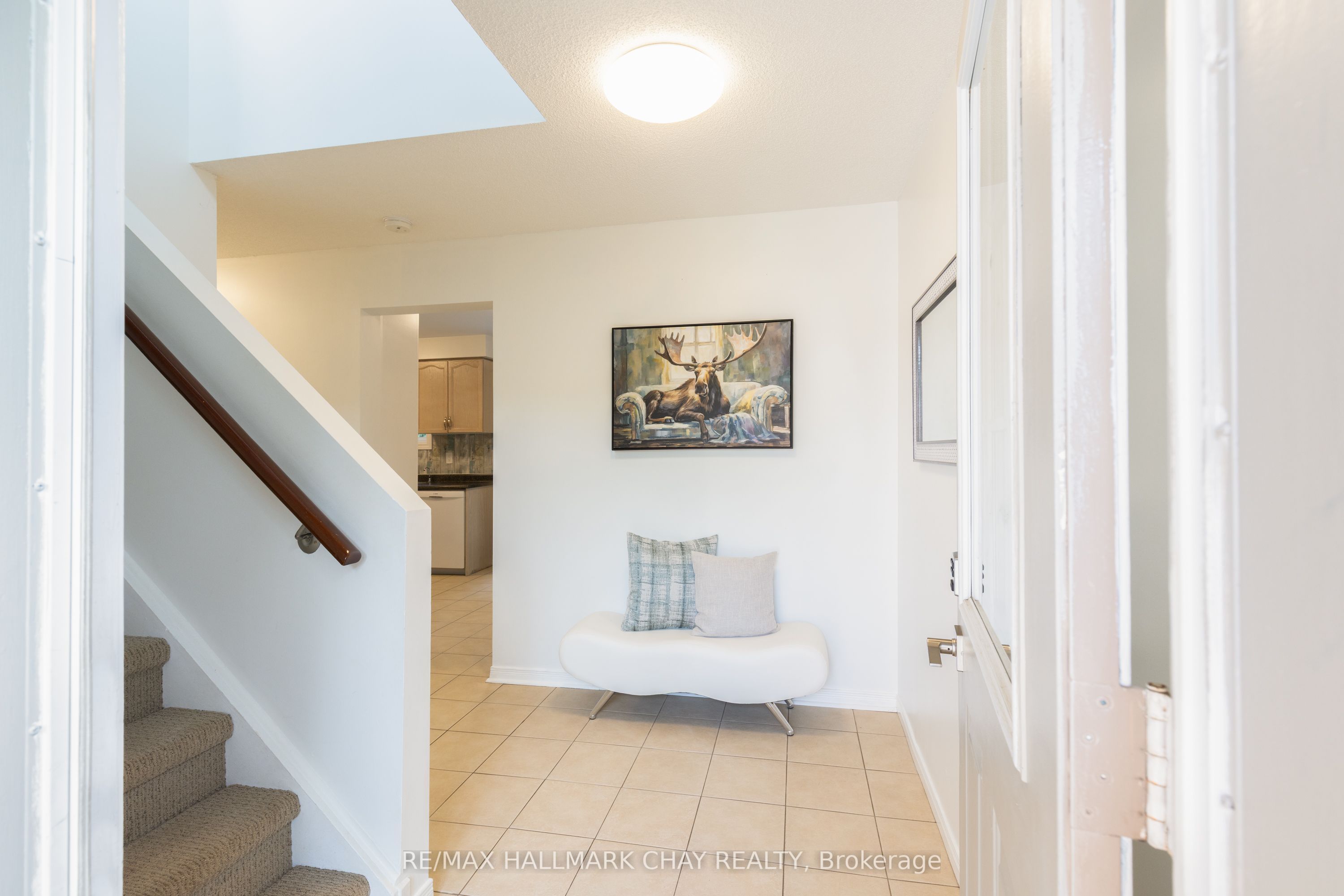 11 Dugdale Avenue, New Tecumseth, ON L0G 1A0 photo 3