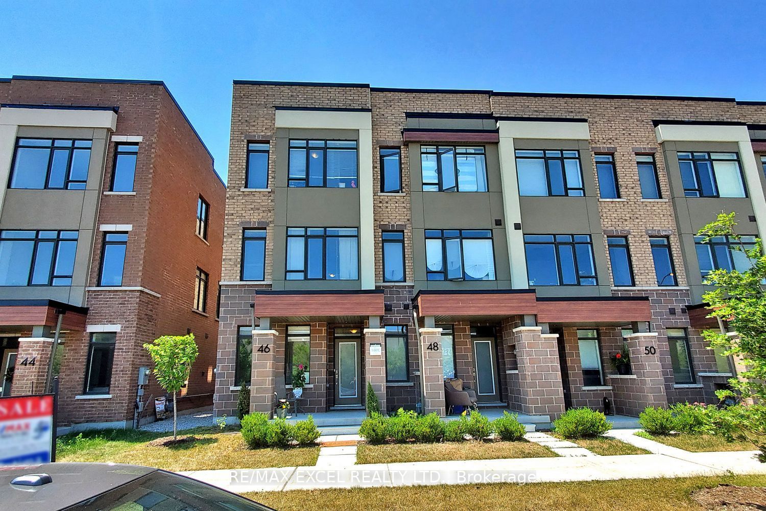 46 Troon Avenue, Vaughan, ON L6A 4Z2