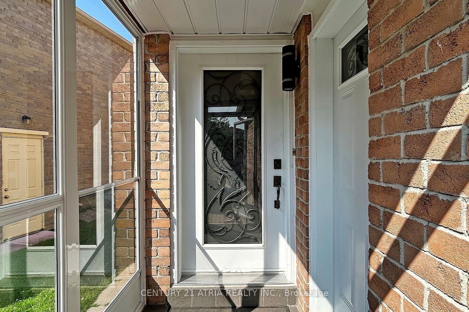 92 Jaffray Road Upper, Markham, ON L3S 1G9 photo 2