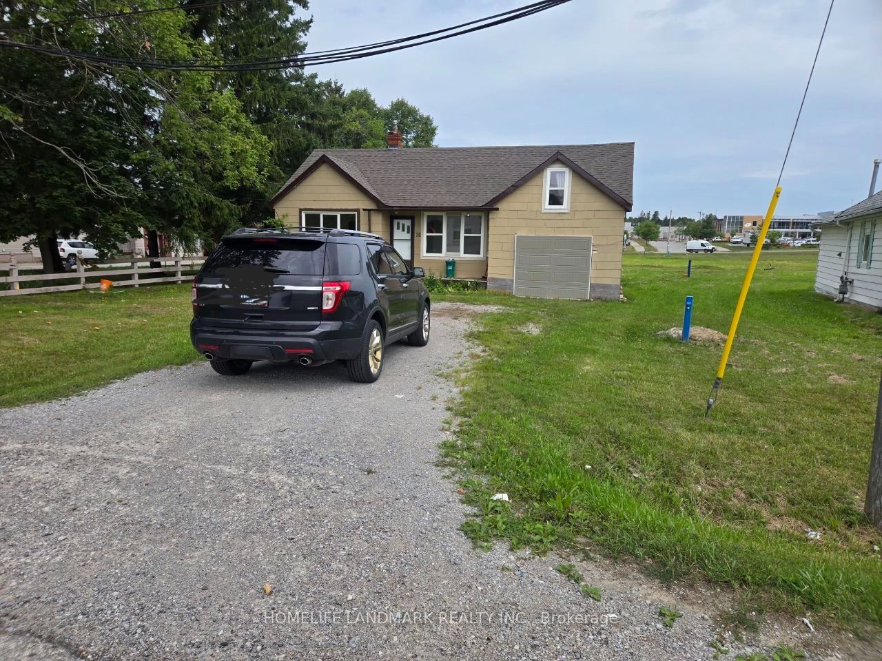 16 Elm Grove Avenue, Richmond Hill, ON L4E 2T2 photo 4