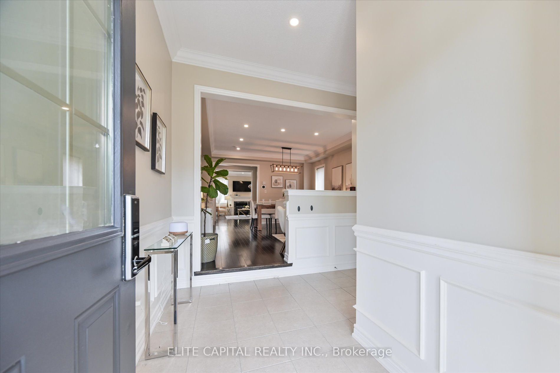 1208 Atkins Drive, Newmarket, ON L3X 0E1 photo 3