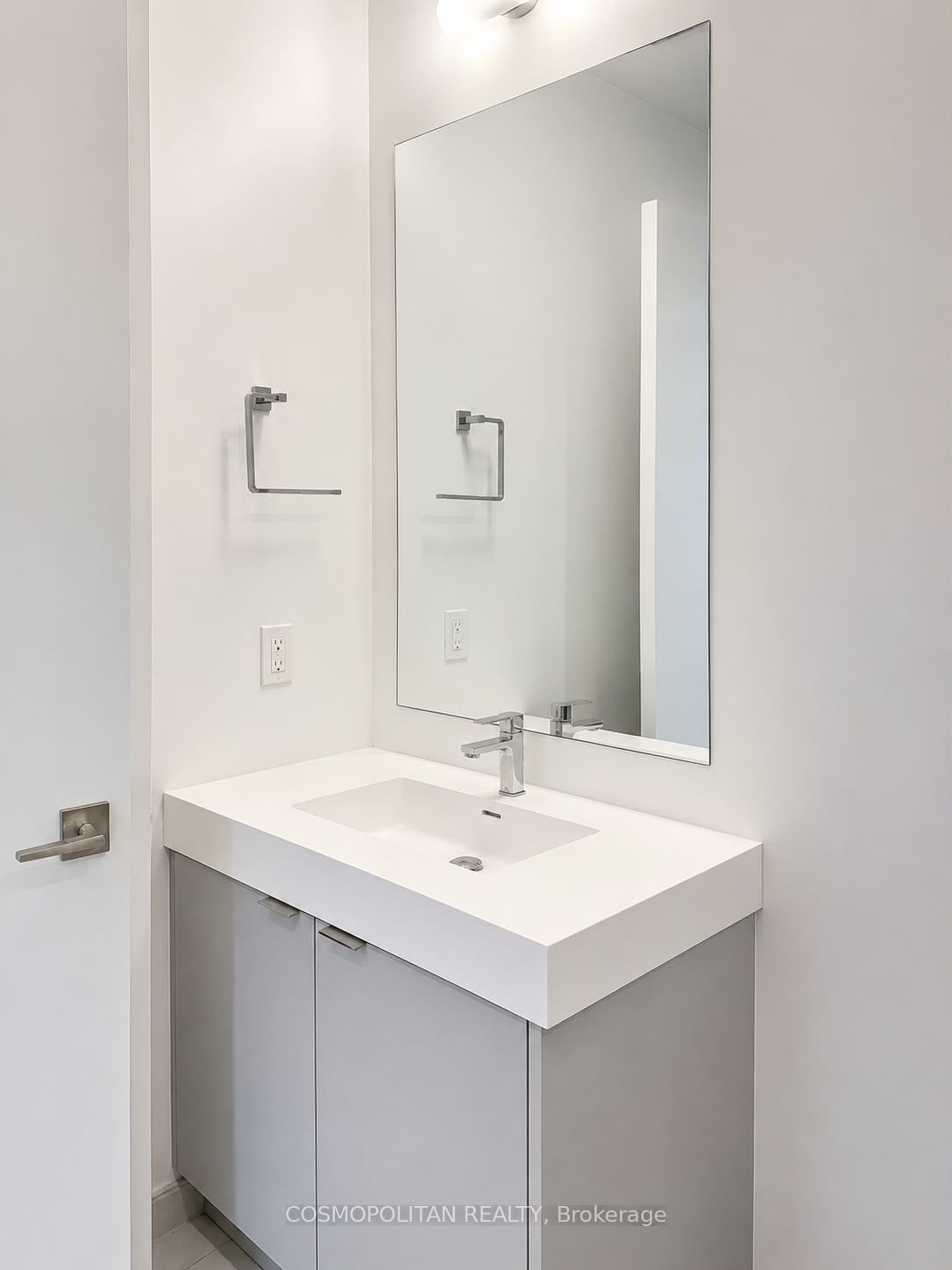 10 Abeja Street 2014, Vaughan, ON L4K 0R4 photo 4