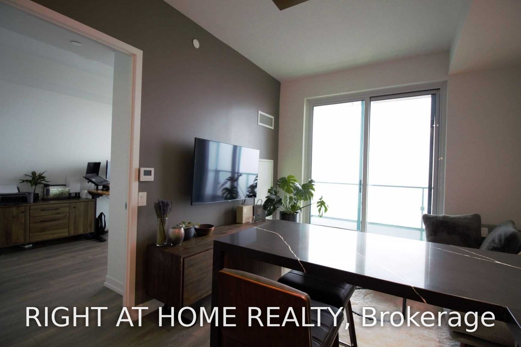 950 Portage Parkway 1215, Vaughan, ON L4K 3Y8 photo 5