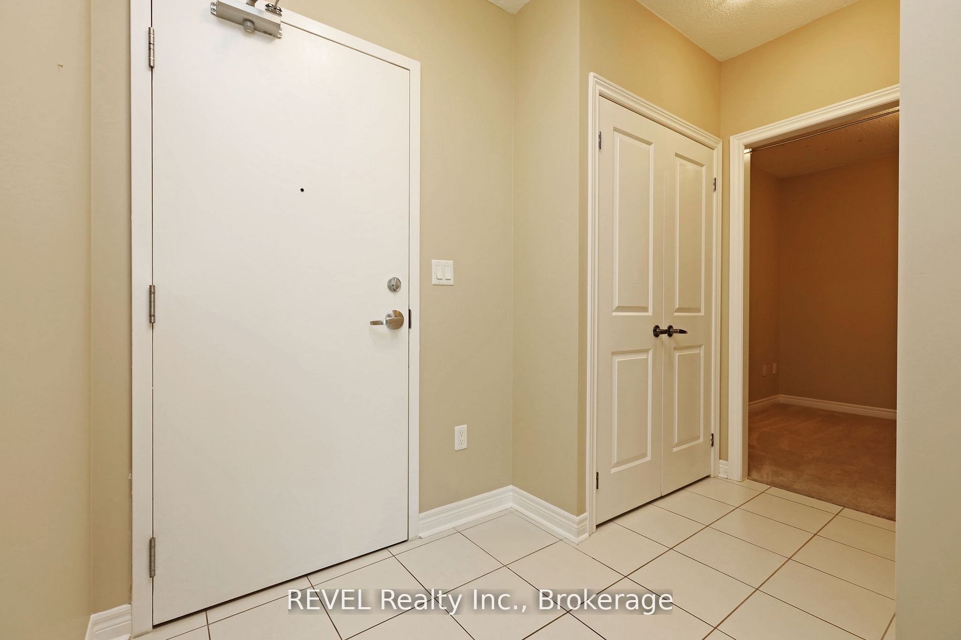 7400 Markham Road 323, Markham, ON L3S 0C5 photo 3