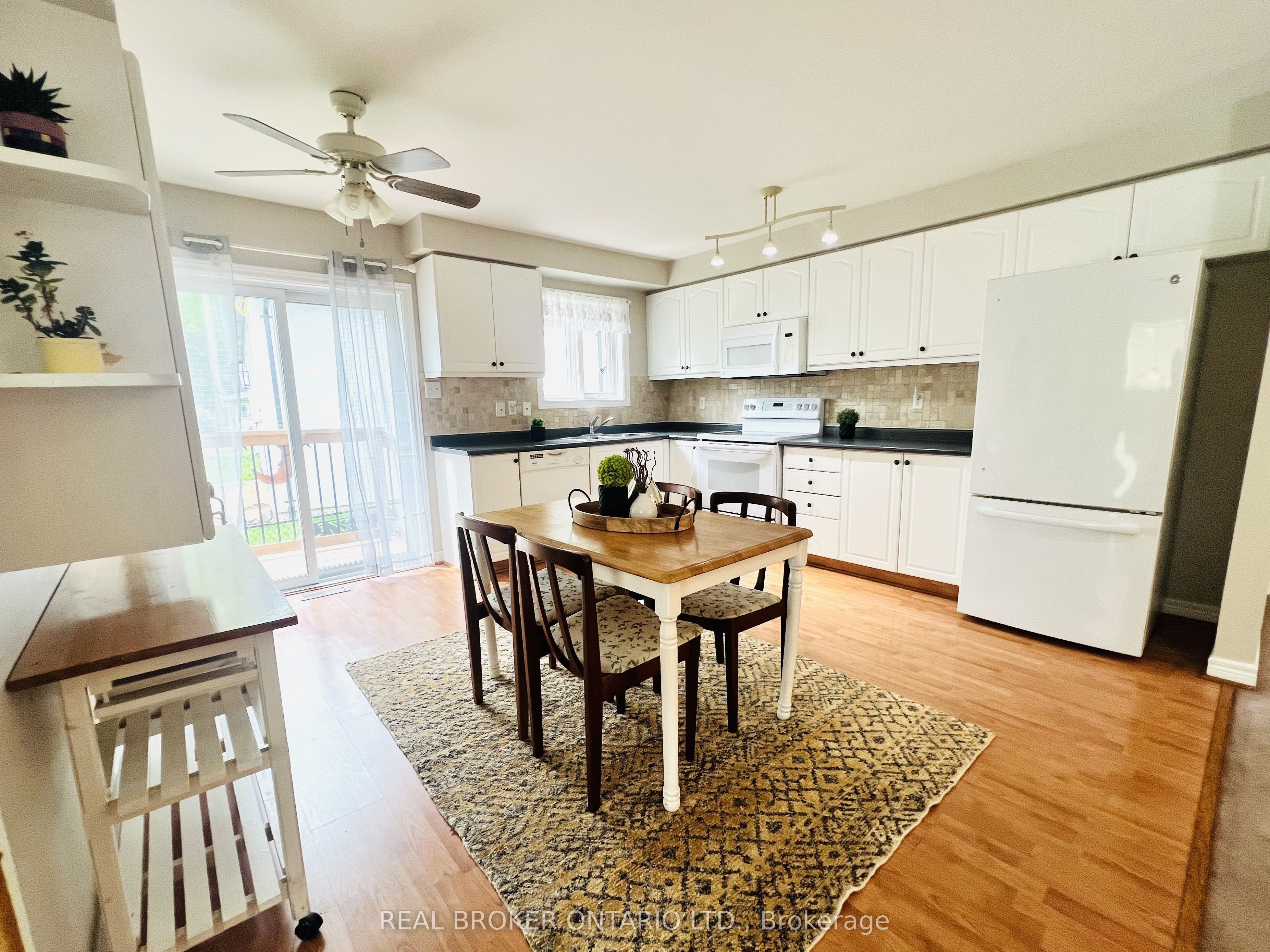 2342 Somers Boulevard, Innisfil, ON L9S 2E8 photo 5