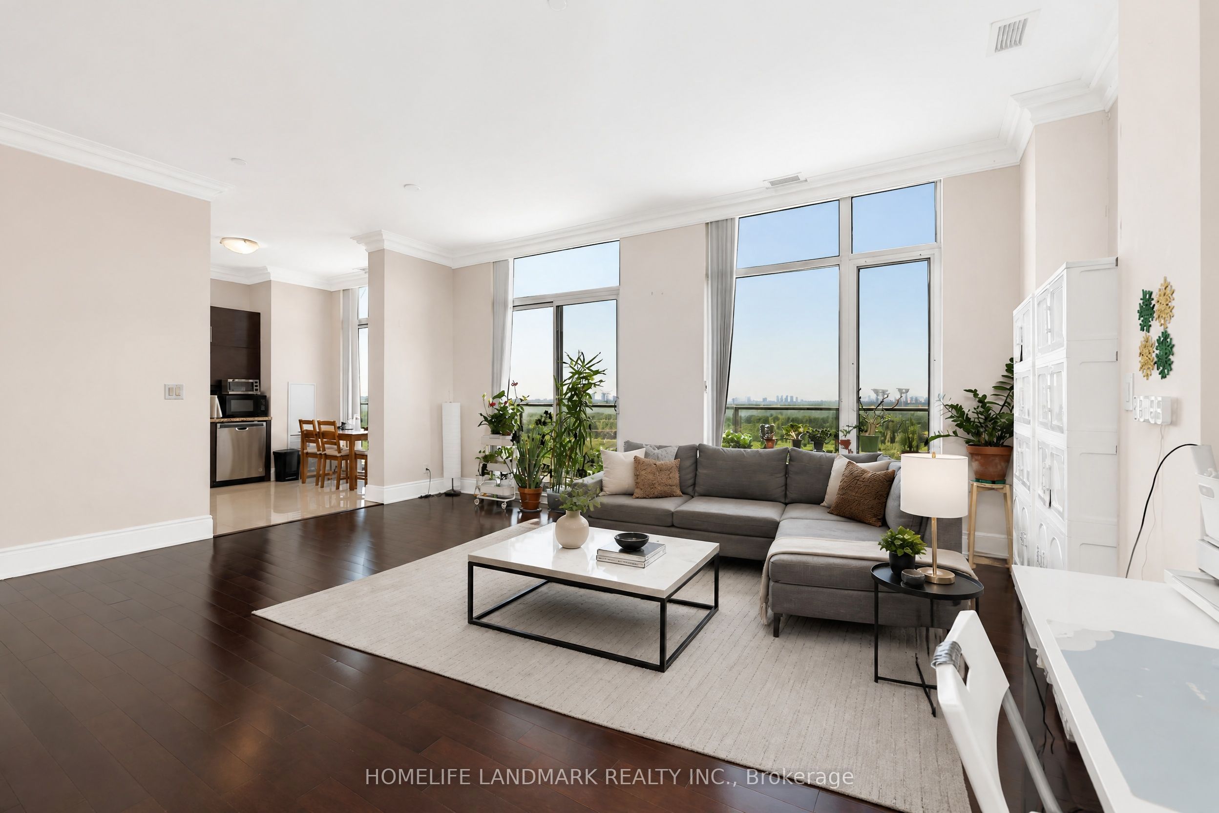 325 South Park Road 325-PH9, Markham, ON L3T 0B8 photo 3