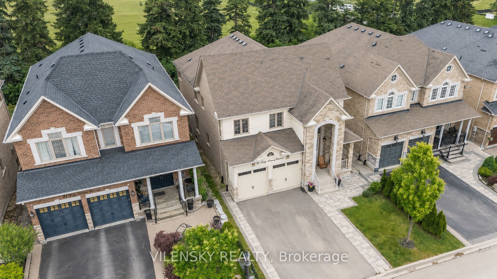 51 Lady Karen Crescent, Vaughan, ON L6A 4M3 photo 2